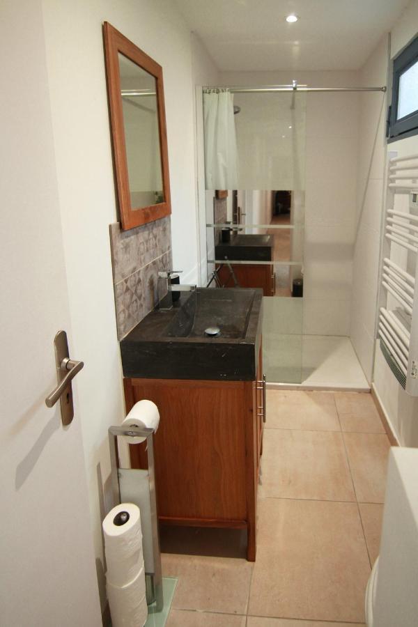 Apartment Right In The Heart Of Sète Exteriör bild